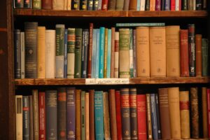 books on a shelf. what to get a friend with cancer