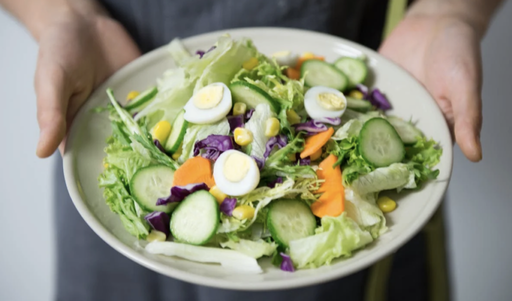 healthy salad meal, salads are a great item to include in a meal train for churches